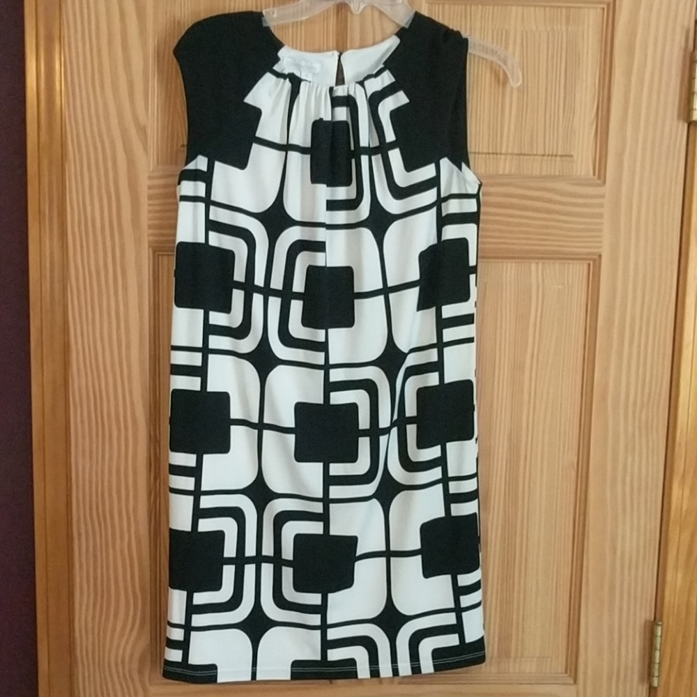 Black and White print dress